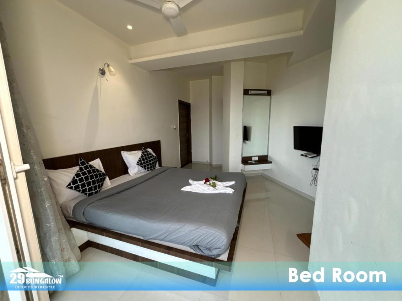 Highfield Boutique Villa By 29 Bungalow ماهاباليشوار المظهر الخارجي الصورة